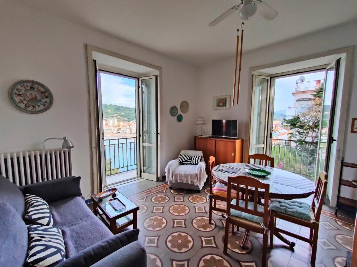Panoramic Apartments In Villa In Center "The Beach And The Cliff" 1 Агрополи Экстерьер фото